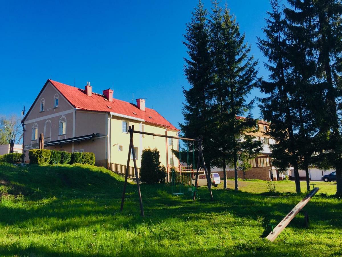 Pension Zaclersky Medved 外观 照片